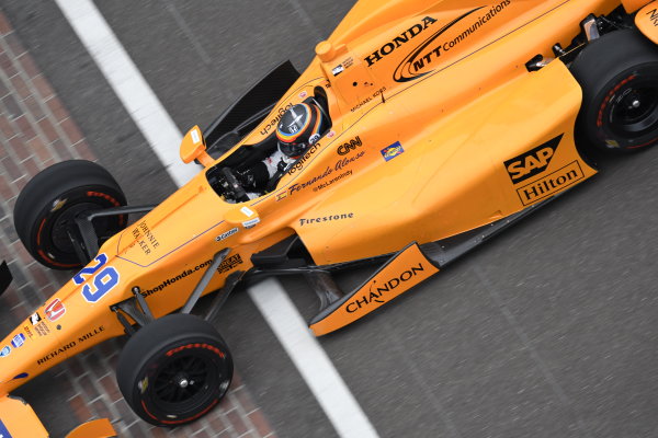 Verizon IndyCar Series
Fernando Alonso Test for Indianapolis 500
Indianapolis Motor Speedway, Indianapolis, IN USA
Wednesday 3 May 2017
Fernando Alonso turns his first career laps on an oval in preparation for his Indianapolis 500 debut.
World Copyright: Walt Kuhn
LAT Images Verizon IndyCar Series
Fernando Alonso Test for Indianapolis 500
Indianapolis Motor Speedway, Indianapolis, IN USA
Wednesday 3 May 2017
Fernando Alonso turns his first career laps on an oval in preparation for his Indianapolis 500 debut.
World Copyright: Walt Kuhn
LAT Images