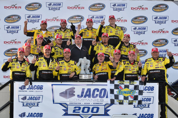 12-13 May, 2016, Dover, Delaware USA
Matt Crafton celebrates his win in Victory Lane
? 2016, Nigel Kinrade
LAT Photo USA 12-13 May, 2016, Dover, Delaware USA
Matt Crafton celebrates his win in Victory Lane
? 2016, Nigel Kinrade
LAT Photo USA