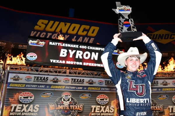 9-10 June, 2016, Fort Worth, Texas USA
William Byron celebrates his win in Victory Lane
? 2016, Nigel Kinrade
LAT Photo USA