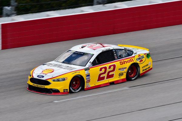 Monster Energy NASCAR Cup Series
Bojangles' Southern 500
Darlington Raceway, Darlington, SC USA
Friday 1 September 2017
Joey Logano, Team Penske, Shell Pennzoil Ford Fusion
World Copyright: LAT Images
Monster Energy NASCAR Cup Series
Bojangles' Southern 500
Darlington Raceway, Darlington, SC USA
Friday 1 September 2017
Joey Logano, Team Penske, Shell Pennzoil Ford Fusion
World Copyright: LAT Images