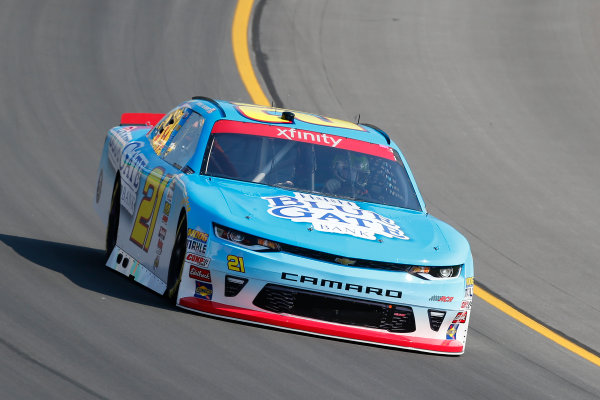 NASCAR XFINITY Series
VisitMyrtleBeach.com 300
Kentucky Speedway
Sparta, KY USA
Friday 22 September 2017
Daniel Hemric, Blue Gate Bank Chevrolet Camaro
World Copyright: Russell LaBounty
LAT Images NASCAR XFINITY Series
VisitMyrtleBeach.com 300
Kentucky Speedway
Sparta, KY USA
Friday 22 September 2017
Daniel Hemric, Blue Gate Bank Chevrolet Camaro
World Copyright: Russell LaBounty
LAT Images