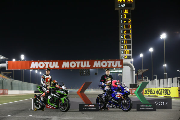 2017 Superbike World Championship - Round 13
Losail, Qatar.
Saturday 4 November 2017
WSBK Champion Jonathan Rea, Kawasaki Racing, WSSP Champion Lucas Mahias, GRT Yamaha Official WorldSSP Team
World Copyright: Gold and Goose Photography/LAT Images
ref: Digital Image 704339 2017 Superbike World Championship - Round 13
Losail, Qatar.
Saturday 4 November 2017
WSBK Champion Jonathan Rea, Kawasaki Racing, WSSP Champion Lucas Mahias, GRT Yamaha Official WorldSSP Team
World Copyright: Gold and Goose Photography/LAT Images
ref: Digital Image 704339