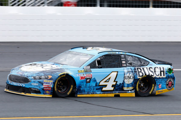 Monster Energy NASCAR Cup Series
Overton’s 301
New Hampshire Motor Speedway, Loudon, NH USA
Friday 14 July 2017
Kevin Harvick, Stewart-Haas Racing, Busch Beer Ford Fusion
World Copyright: Matthew T. Thacker
LAT Images Monster Energy NASCAR Cup Series
Overton’s 301
New Hampshire Motor Speedway, Loudon, NH USA
Friday 14 July 2017
Kevin Harvick, Stewart-Haas Racing, Busch Beer Ford Fusion
World Copyright: Matthew T. Thacker
LAT Images