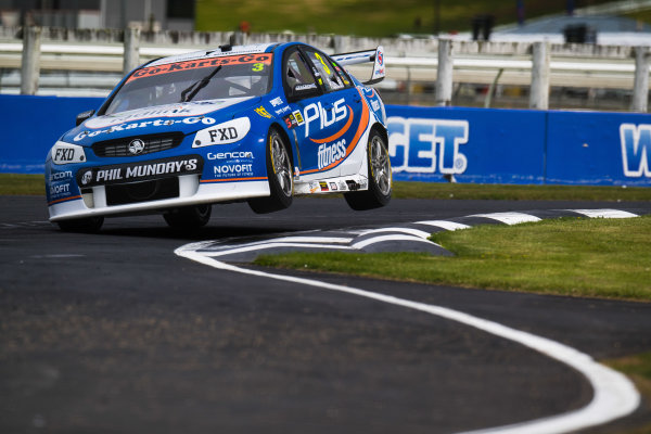 2017 Supercars Championship Round 14. 
Auckland SuperSprint, Pukekohe Park Raceway, New Zealand.
Friday 3rd November to Sunday 5th November 2017.
David Russell, Lucas Dumbrell Motorsport Holden. 
World Copyright: Daniel Kalisz/LAT Images 
Ref: Digital Image 031117_VASCR13_DKIMG_0914.jpg