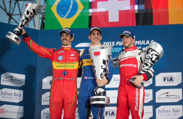 FIA Formula E Championship 2015/16.
Beijing ePrix, Beijing, China.
Race
Sebastien Buemi, RENAULT E.DAMS, Lucas Di Grassi, ABT SCHAEFFLER AUDI SPORT and Nick Heidfeld, MAHINDRA RACING FORMULA E TEAM  on the podium
Beijing, China, Asia.
Saturday 24 October 2015
Photo:  / LAT / FE
ref: Digital Image _L2_4363