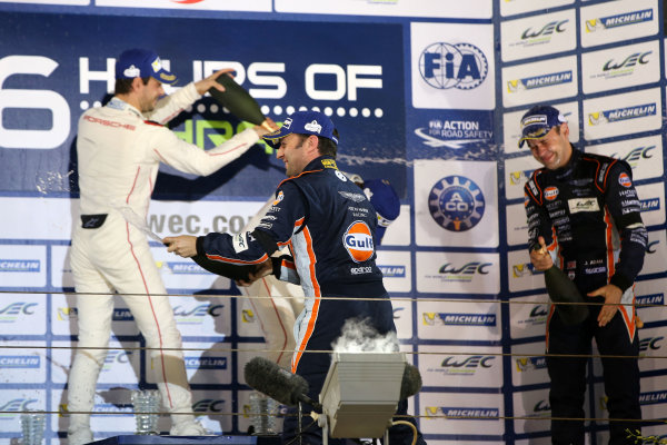 2015 FIA World Endurance Championship,
Bahrain International Circuit, Bahrain.
19th - 21st November 2015.
Darren Turner / Jonathan Adam Aston Martin Racing Aston Martin Vantage V8.
World Copyright: Jakob Ebrey / LAT Photographic.