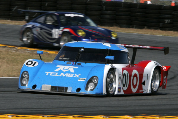 8-10 January, 2010, Daytona Beach, Florida USA

No
01, Chip Ganassi Racing, BMW / Riley of Marino Franchitti, Scott Pruett, Memo Rojas & Justin Wilson


Â©2010, Greg Aleck, USA
LAT Photographic