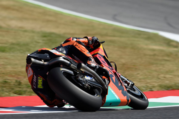 2017 MotoGP Championship - Round 6
Mugello, Italy
Friday 2 June 2017
Pol Espargaro, Red Bull KTM Factory Racing
World Copyright: Gold & Goose Photography/LAT Images
ref: Digital Image 673681