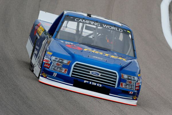 NASCAR Camping World Truck Series
Toyota Tundra 250
Kansas Speedway, Kansas City, KS USA
Thursday 11 May 2017
Austin Cindric, PIRTEK Ford F-150
World Copyright: Russell LaBounty
LAT Images
ref: Digital Image 17KAN1rl_0260 NASCAR Camping World Truck Series
Toyota Tundra 250
Kansas Speedway, Kansas City, KS USA
Thursday 11 May 2017
Austin Cindric, PIRTEK Ford F-150
World Copyright: Russell LaBounty
LAT Images
ref: Digital Image 17KAN1rl_0260