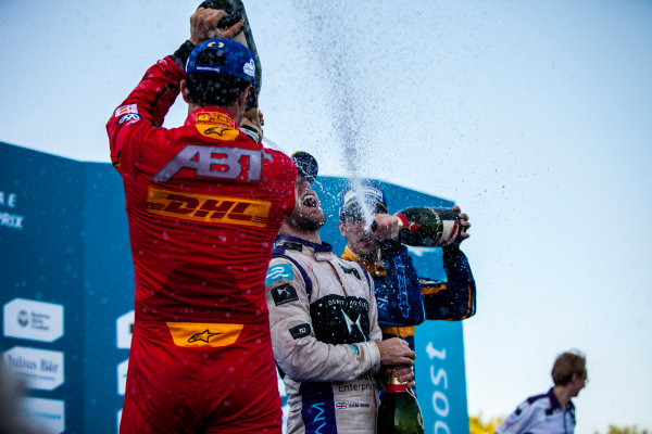 2015/2016 FIA Formula E Championship.
Buenos Aires ePrix, Buenos Aires, Argentina.
Saturday 6 February 2016.
Sebastien Buemi (SUI), Renault e.Dams Z.E.15, Sam Bird (GBR), DS Virgin Racing DSV-01, Lucas Di Grassi (BRA), ABT Audi Sport FE01.
Photo: Zak Mauger/LAT/Formula E
ref: Digital Image _MG_8389