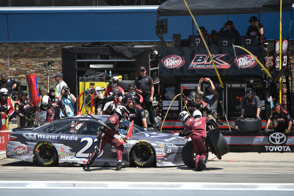 10-12 June, 2016, Brooklyn, Michigan USA
David Ragan (23) makes a pit stop.
?2016, John Harrelson / LAT Photo USA 10-12 June, 2016, Brooklyn, Michigan USA
David Ragan (23) makes a pit stop.
?2016, John Harrelson / LAT Photo USA