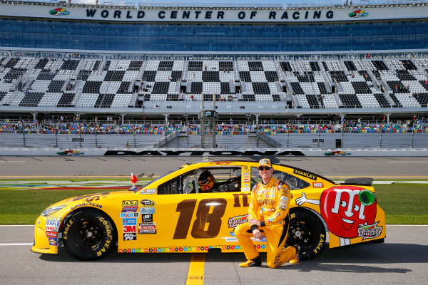 13-21 February, 2016, Daytona Beach, Florida USA  
Kyle Busch, driver of the #18 M&M's 75 Toyota, poses with his car after qualifying for the NASCAR Sprint Cup Series Daytona 500 at Daytona International Speedway on February 14, 2016 in Daytona Beach, Florida.  
LAT Photo USA via NASCAR via Getty Images