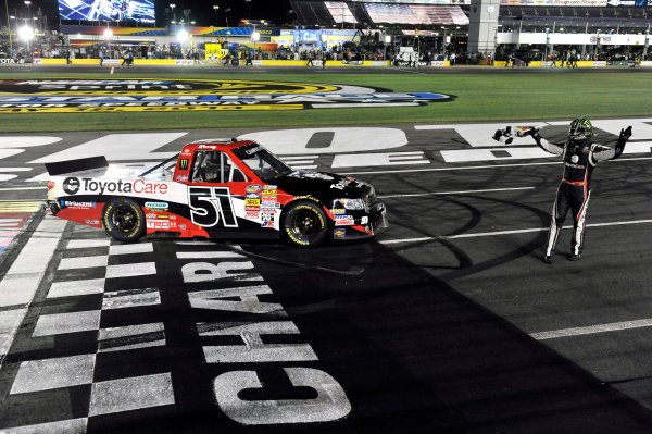 16-17 May, 2013, Concord, North Carolina USA
Kyle Busch celebrates his win with a burnout
©2013, Nigel Kinrade
LAT Photo USA 16-17 May, 2013, Concord, North Carolina USA
Kyle Busch celebrates his win with a burnout
©2013, Nigel Kinrade
LAT Photo USA