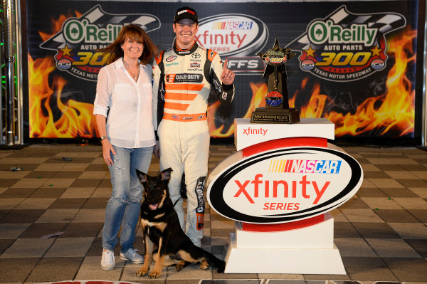 NASCAR XFINITY Series
O’Reilly Auto Parts 300
Texas Motor Speedway
Fort Worth, TX USA
Saturday 4 November 2017
Erik Jones, GameStop Call of Duty WWII Toyota Camry, celebrates in victory Lane.
World Copyright: John K Harrelson
LAT Images NASCAR XFINITY Series
O’Reilly Auto Parts 300
Texas Motor Speedway
Fort Worth, TX USA
Saturday 4 November 2017
Erik Jones, GameStop Call of Duty WWII Toyota Camry, celebrates in victory Lane.
World Copyright: John K Harrelson
LAT Images