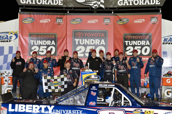 5-6 May, 2016, Kansas City, Kansas USA
William Byron celebrates his win in Victory Lane
? 2016, Nigel Kinrade
LAT Photo USA 5-6 May, 2016, Kansas City, Kansas USA
William Byron celebrates his win in Victory Lane
? 2016, Nigel Kinrade
LAT Photo USA