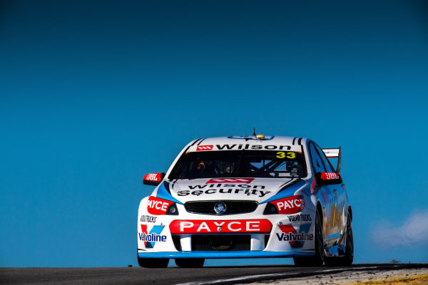 2017 Supercars Championship Round 4.
Perth SuperSprint, Barbagallo Raceway, Western Australia, Australia.
Friday May 5th to Sunday May 7th 2017.
Garth Tander drives the #33 Wilson Security Racing GRM Holden Commodore VF.
World Copyright: Daniel Kalisz/LAT Images
Ref: Digital Image 050517_VASCR4_DKIMG_1401.JPG 2017 Supercars Championship Round 4.
Perth SuperSprint, Barbagallo Raceway, Western Australia, Australia.
Friday May 5th to Sunday May 7th 2017.
Garth Tander drives the #33 Wilson Security Racing GRM Holden Commodore VF.
World Copyright: Daniel Kalisz/LAT Images
Ref: Digital Image 050517_VASCR4_DKIMG_1401.JPG