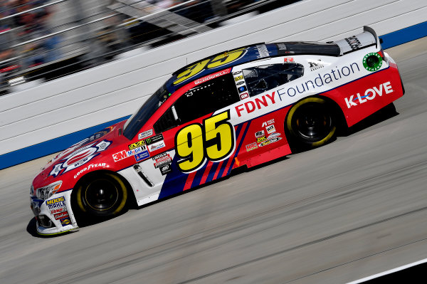Monster Energy NASCAR Cup Series
Apache Warrior 400
Dover International Speedway, Dover, DE USA
Sunday 1 October 2017
Michael McDowell, Leavine Family Racing, Chevrolet SS
World Copyright: Rusty Jarrett
LAT Images Monster Energy NASCAR Cup Series
Apache Warrior 400
Dover International Speedway, Dover, DE USA
Sunday 1 October 2017
Michael McDowell, Leavine Family Racing, Chevrolet SS
World Copyright: Rusty Jarrett
LAT Images