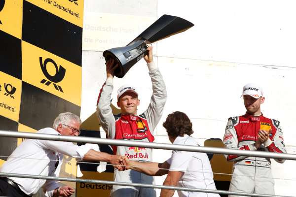 2017 DTM Round 9
Hockenheimring, Germany
Sunday 15 October 2017.
Champions Podium: second place Mattias Ekström, Audi Sport Team Abt Sportsline, Audi A5 DTM
World Copyright: Alexander Trienitz/LAT Images
ref: Digital Image 2017-DTM-HH2-AT2-2197 2017 DTM Round 9
Hockenheimring, Germany
Sunday 15 October 2017.
Champions Podium: second place Mattias Ekström, Audi Sport Team Abt Sportsline, Audi A5 DTM
World Copyright: Alexander Trienitz/LAT Images
ref: Digital Image 2017-DTM-HH2-AT2-2197