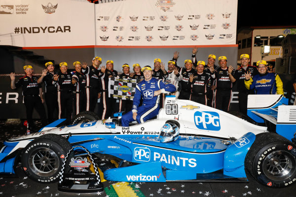 Verizon IndyCar Series
Bommarito Automotive Group 500
Gateway Motorsports Park, Madison, IL USA
Saturday 26 August 2017
Winner Josef Newgarden, Team Penske Chevrolet
World Copyright: Michael L. Levitt
LAT Images Verizon IndyCar Series
Bommarito Automotive Group 500
Gateway Motorsports Park, Madison, IL USA
Saturday 26 August 2017
Winner Josef Newgarden, Team Penske Chevrolet
World Copyright: Michael L. Levitt
LAT Images