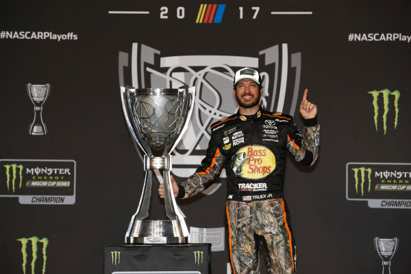 Monster Energy NASCAR Cup Series
Ford EcoBoost 400
Homestead-Miami Speedway, Homestead, FL USA
Monday 20 November 2017
Martin Truex Jr, Furniture Row Racing, Bass Pro Shops / Tracker Boats Toyota Camry
World Copyright: Michael L. Levitt
LAT Images Monster Energy NASCAR Cup Series
Ford EcoBoost 400
Homestead-Miami Speedway, Homestead, FL USA
Monday 20 November 2017
Martin Truex Jr, Furniture Row Racing, Bass Pro Shops / Tracker Boats Toyota Camry
World Copyright: Michael L. Levitt
LAT Images