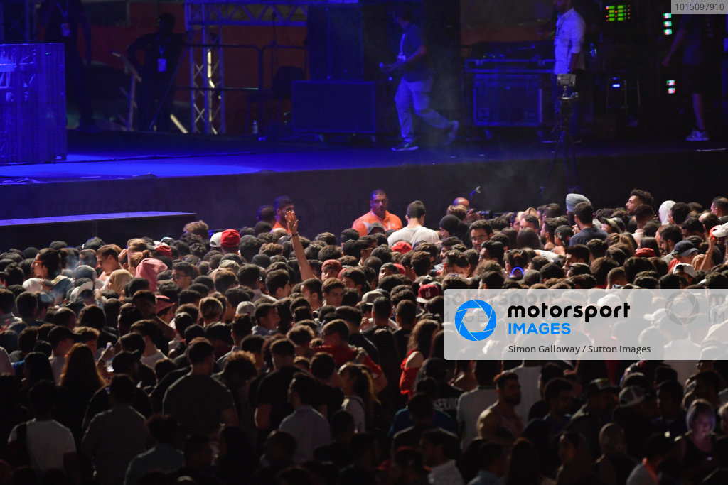 Disclosure in concert | Bahrain GP | Motorsport Images