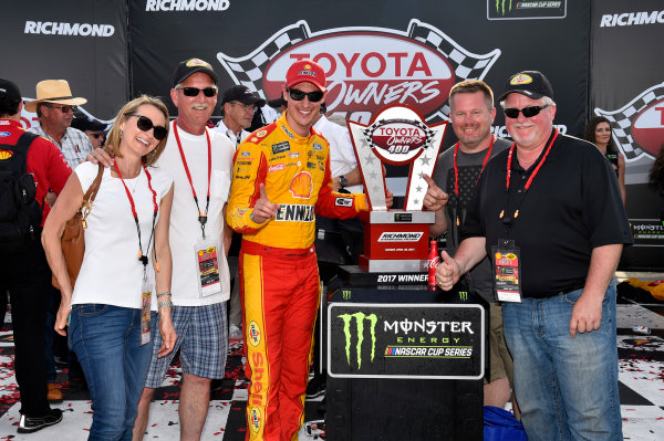 Monster Energy NASCAR Cup Series
Toyota Owners 400
Richmond International Raceway, Richmond, VA USA
Sunday 30 April 2017
Joey Logano, Team Penske, Shell Pennzoil Ford Fusion wins.
World Copyright: Rusty Jarrett
LAT Images
ref: Digital Image 17RIC1rj_4455