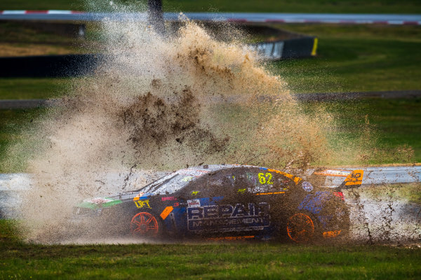 2017 Supercars Championship Round 5.
Winton SuperSprint, Winton Raceway, Victoria, Australia.
Friday May 19th to Sunday May 21st 2017.
Alex Rullo drives the #62 LD Motorsport Holden Commodore VF.
World Copyright: Daniel Kalisz/LAT Images
Ref: Digital Image 190517_VASCR5_DKIMG_3340.JPG 2017 Supercars Championship Round 5.
Winton SuperSprint, Winton Raceway, Victoria, Australia.
Friday May 19th to Sunday May 21st 2017.
Alex Rullo drives the #62 LD Motorsport Holden Commodore VF.
World Copyright: Daniel Kalisz/LAT Images
Ref: Digital Image 190517_VASCR5_DKIMG_3340.JPG