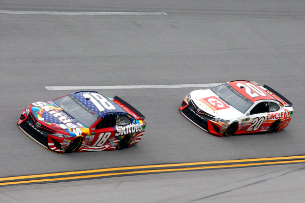 Monster Energy NASCAR Cup Series
GEICO 500
Talladega Superspeedway, Talladega, AL USA
Friday 5 May 2017
Kyle Busch, Joe Gibbs Racing, Skittles Red, White, & Blue Toyota Camry, Matt Kenseth, Joe Gibbs Racing, Circle K Toyota Camry
World Copyright: Lesley Ann Miller
LAT Images
ref: Digital Image lam_170505DEGA48993