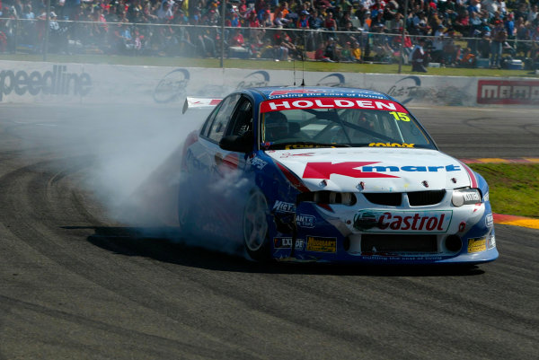 2003 Australian V8 Supercars
Oran Park, Sydney, Australia. 17th August 2003.
Holden driver Rick Kelly crashes with Paul Radisich on the first lap of todays 300km race at Sydneys Oran Park.
World Copyright: Mark Horsburgh/LAT Photographic
ref: Digital Image Only