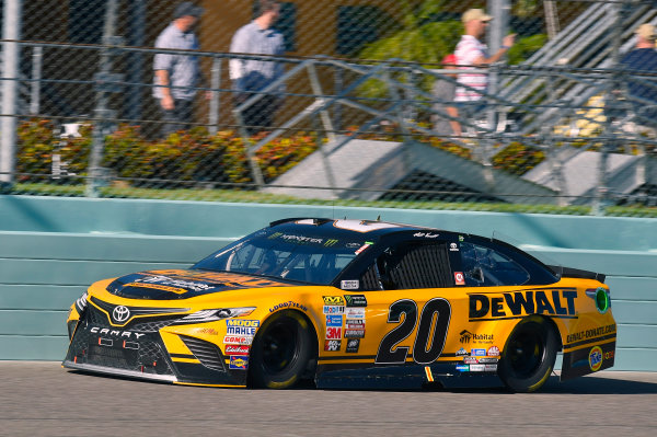 Monster Energy NASCAR Cup Series
Ford EcoBoost 400
Homestead-Miami Speedway, Homestead, FL USA
Sunday 19 November 2017
Matt Kenseth, Joe Gibbs Racing, DEWALT Hurricane Recovery Toyota Camry
World Copyright: Nigel Kinrade
LAT Images