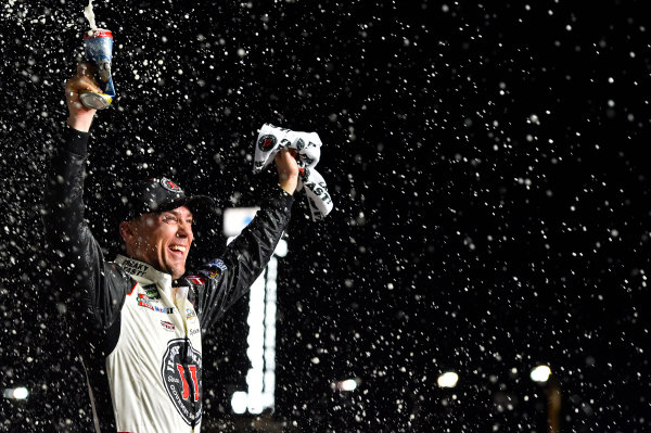 Monster Energy NASCAR Cup Series
Folds of Honor Quik Trip 500
Atlanta Motor Speedway, Hampton, GA USA
Sunday 25 February 2018
Kevin Harvick, Stewart-Haas Racing, Jimmy John's Ford Fusion celebrates his win
World Copyright: Nigel Kinrade
NKP / LAT Images Monster Energy NASCAR Cup Series
Folds of Honor Quik Trip 500
Atlanta Motor Speedway, Hampton, GA USA
Sunday 25 February 2018
Kevin Harvick, Stewart-Haas Racing, Jimmy John's Ford Fusion celebrates his win
World Copyright: Nigel Kinrade
NKP / LAT Images