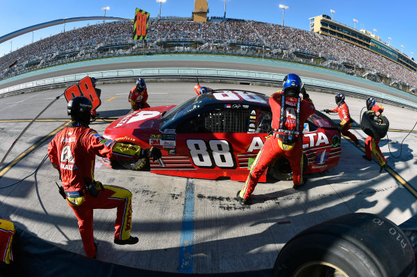 Monster Energy NASCAR Cup Series
Ford EcoBoost 400
Homestead-Miami Speedway, Homestead, FL USA
Sunday 19 November 2017
Dale Earnhardt Jr, Hendrick Motorsports, Axalta Chevrolet SS
World Copyright: Nigel Kinrade
LAT Images Monster Energy NASCAR Cup Series
Ford EcoBoost 400
Homestead-Miami Speedway, Homestead, FL USA
Sunday 19 November 2017
Dale Earnhardt Jr, Hendrick Motorsports, Axalta Chevrolet SS
World Copyright: Nigel Kinrade
LAT Images