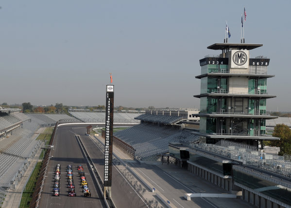 12 October, 2010, Indianapolis, Indiana, USA
33 Historic cars representing the 100 year history of the Indy 500 are gathered on the grid of the Indianapolis Motor Speedway
©2010, Dan R. Boyd, USA
LAT Photographic 12 October, 2010, Indianapolis, Indiana, USA
33 Historic cars representing the 100 year history of the Indy 500 are gathered on the grid of the Indianapolis Motor Speedway
©2010, Dan R. Boyd, USA
LAT Photographic