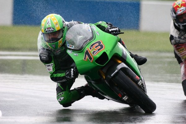2007 Moto GP British Grand Prix.
Donington Park, England.
22nd-24th June 2007.
Anthony West (Kawasaki Racing Team, Kawasaki ZX-RR) and Alex Hofmann (Pramac dÕAntin, Ducati Desmosedici GP7) action.
World Copyright: Kevin Wood/LAT Photographic
ref: Digital Image IMG_4521 2007 Moto GP British Grand Prix.
Donington Park, England.
22nd-24th June 2007.
Anthony West (Kawasaki Racing Team, Kawasaki ZX-RR) and Alex Hofmann (Pramac dÕAntin, Ducati Desmosedici GP7) action.
World Copyright: Kevin Wood/LAT Photographic
ref: Digital Image IMG_4521