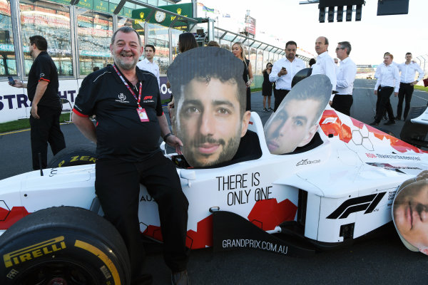 Paul Stoddart (AUS) with F1 Experiences 2-Seater and cardboard cut out faces of Daniel Ricciardo (AUS) Red Bull Racing and Max Verstappen (NED) Red Bull Racing