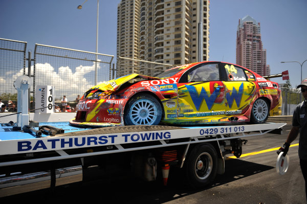 Gold Coast Street Circuit, Surfers Paradise.
Queensland, Australia. 25th October 2009.
BJR, Brad Jones Racing, Cameron McConville, Car 14, Commodore VE, Holden, WOW Racing.
World Copyright: Mark Horsburgh/LAT Photographic
ref: Digital Image 14-McConville-EV11-09-j3835