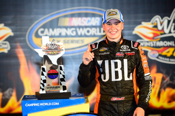 NASCAR Camping World Truck Series
winstaronlinegaming.com 400
Texas Motor Speedway, Ft. Worth, TX USA
Friday 9 June 2017
Christopher Bell, JBL Toyota Tundra, celebrates in Victory Lane.
World Copyright: John K Harrelson
LAT Images
ref: Digital Image 17TEX2jh_02553 NASCAR Camping World Truck Series
winstaronlinegaming.com 400
Texas Motor Speedway, Ft. Worth, TX USA
Friday 9 June 2017
Christopher Bell, JBL Toyota Tundra, celebrates in Victory Lane.
World Copyright: John K Harrelson
LAT Images
ref: Digital Image 17TEX2jh_02553