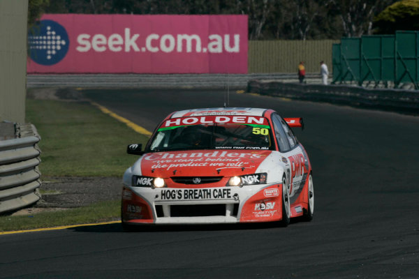 2004 Australian V8 Supercars
Sandown, Australia. 12th September 2004
V8 Supercar drivers Jason Bright and Paul Weel during the Betta Electrical 500 being held this weekend at Sandown International Raceway Melbourne, Australia.
World Copyright: Mark Horsburgh/LAT Photographic
ref: DIgital Image Only