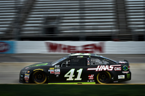 2017 Monster Energy NASCAR Cup Series
STP 500
Martinsville Speedway, Martinsville, VA USA
Friday 31 March 2017
Kurt Busch
World Copyright: Scott R LePage/LAT Images
ref: Digital Image lepage-170331-mv-0107 2017 Monster Energy NASCAR Cup Series
STP 500
Martinsville Speedway, Martinsville, VA USA
Friday 31 March 2017
Kurt Busch
World Copyright: Scott R LePage/LAT Images
ref: Digital Image lepage-170331-mv-0107