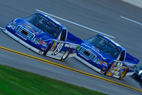 October 18-19, 2013, Talladega, Alabama USA
Ross Chastain and Ryan Blaney trucks
© 2013, Brian Czobat
LAT Photo USA
October 18-19, 2013, Talladega, Alabama USA
Ross Chastain and Ryan Blaney trucks
© 2013, Brian Czobat
LAT Photo USA