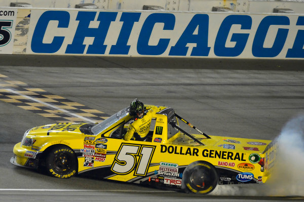 September 13, 2013, Joliet, Illinois USA
Kyle Busch does his Victory Burnout.
© 2013, Brian Czobat
LAT Photo USA
September 13, 2013, Joliet, Illinois USA
Kyle Busch does his Victory Burnout.
© 2013, Brian Czobat
LAT Photo USA