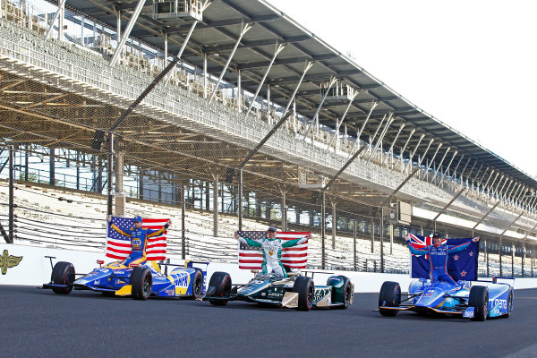 Verizon IndyCar Series
Indianapolis 500 Qualifying
Indianapolis Motor Speedway, Indianapolis, IN USA
Monday 22 May 2017
Scott Dixon, Chip Ganassi Racing Teams Honda, Ed Carpenter, Ed Carpenter Racing Chevrolet, Alexander Rossi, Andretti Herta Autosport with Curb-Agajanian Honda
World Copyright: Phillip Abbott
LAT Images
ref: Digital Image abbott_indyQ_0517_21620