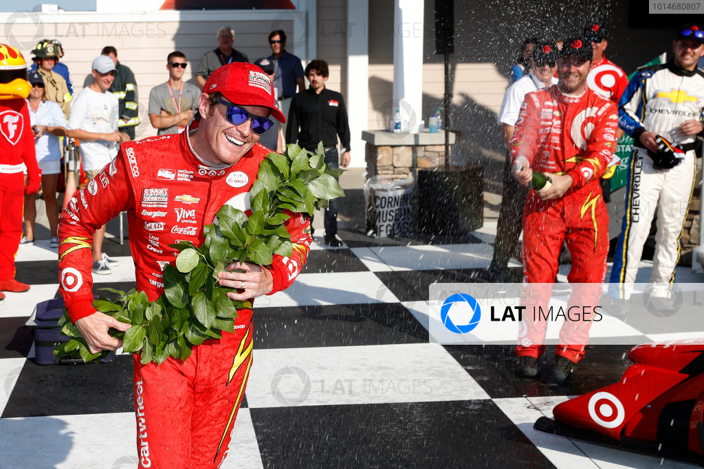 2-4 September, 2016, Watkins Glen, New York, USA
Scott Dixon, champagne
?2016, Michael L. Levitt
LAT Photo USA 2-4 September, 2016, Watkins Glen, New York, USA
Scott Dixon, champagne
?2016, Michael L. Levitt
LAT Photo USA