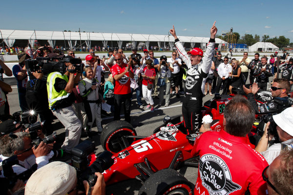 31 July - 2 August, 2015, Lexington, Ohio, USA
Winner Graham Rahal celebrates in Victory Lane 
© 2015, Sam Cobb
LAT Photo USA
