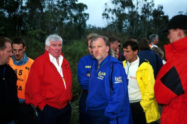 (L to R): Andrew Cowan (GBR) Mitsubishi Ralliart Boss with David Richards (GBR) Prodrive Subaru Team Principal were amongst the team owners on hand to discuss the depth of the water crossings brought on by heavy rain.
World Rally Championship, Rally Australia, Perth, Australia, 13-16 September 1996.
