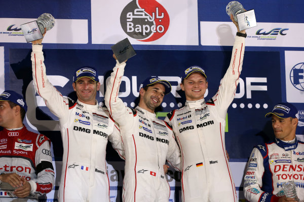 2015 FIA World Endurance Championship,
Bahrain International Circuit, Bahrain.
19th - 21st November 2015.
Romain Dumas / Neel Jani / Marc Lieb Porsche Team Porsche 919 Hybrid.
World Copyright: Jakob Ebrey / LAT Photographic. 2015 FIA World Endurance Championship,
Bahrain International Circuit, Bahrain.
19th - 21st November 2015.
Romain Dumas / Neel Jani / Marc Lieb Porsche Team Porsche 919 Hybrid.
World Copyright: Jakob Ebrey / LAT Photographic.