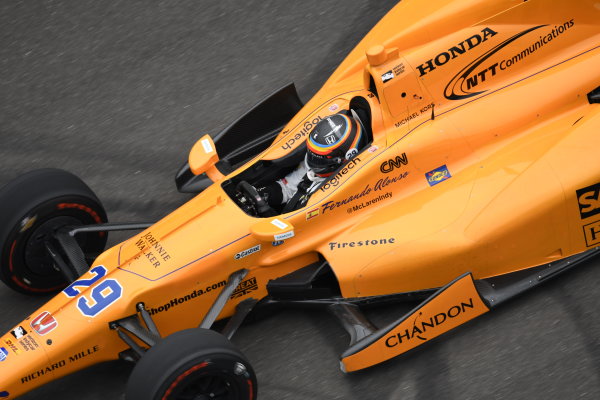 Verizon IndyCar Series
Fernando Alonso Test for Indianapolis 500
Indianapolis Motor Speedway, Indianapolis, IN USA
Wednesday 3 May 2017
Fernando Alonso turns his first career laps on an oval in preparation for his Indianapolis 500 debut.
World Copyright: Walt Kuhn
LAT Images Verizon IndyCar Series
Fernando Alonso Test for Indianapolis 500
Indianapolis Motor Speedway, Indianapolis, IN USA
Wednesday 3 May 2017
Fernando Alonso turns his first career laps on an oval in preparation for his Indianapolis 500 debut.
World Copyright: Walt Kuhn
LAT Images