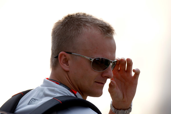Sepang, Kuala Lumpur, Malaysia
2nd April 2009
Heikki Kovalainen, McLaren MP4-24 Mercedes. Portrait.
World Copyright: Glenn Dunbar/LAT Photographic
ref: Digital Image _O9T3512 Sepang, Kuala Lumpur, Malaysia
2nd April 2009
Heikki Kovalainen, McLaren MP4-24 Mercedes. Portrait.
World Copyright: Glenn Dunbar/LAT Photographic
ref: Digital Image _O9T3512