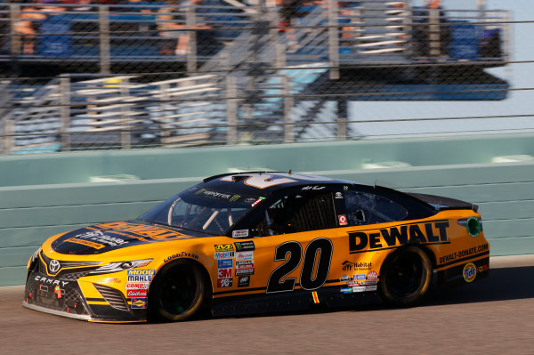 Monster Energy NASCAR Cup Series
Ford EcoBoost 400
Homestead-Miami Speedway, Homestead, FL USA
Sunday 19 November 2017
Matt Kenseth, Joe Gibbs Racing, DEWALT Hurricane Recovery Toyota Camry
World Copyright: Matthew T. Thacker
LAT Images Monster Energy NASCAR Cup Series
Ford EcoBoost 400
Homestead-Miami Speedway, Homestead, FL USA
Sunday 19 November 2017
Matt Kenseth, Joe Gibbs Racing, DEWALT Hurricane Recovery Toyota Camry
World Copyright: Matthew T. Thacker
LAT Images