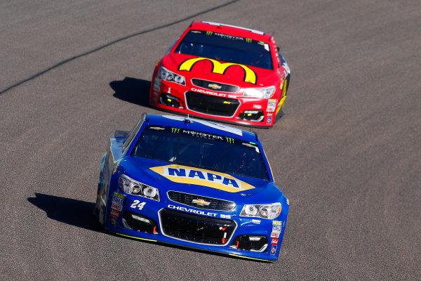 Monster Energy NASCAR Cup Series
Ford EcoBoost 400
Homestead-Miami Speedway, Homestead, FL USA
Sunday 19 November 2017
Chase Elliott, Hendrick Motorsports, NAPA Chevrolet SS and Jamie McMurray, Chip Ganassi Racing, McDonald's Chevrolet SS
World Copyright: Russell LaBounty
LAT Images Monster Energy NASCAR Cup Series
Ford EcoBoost 400
Homestead-Miami Speedway, Homestead, FL USA
Sunday 19 November 2017
Chase Elliott, Hendrick Motorsports, NAPA Chevrolet SS and Jamie McMurray, Chip Ganassi Racing, McDonald's Chevrolet SS
World Copyright: Russell LaBounty
LAT Images